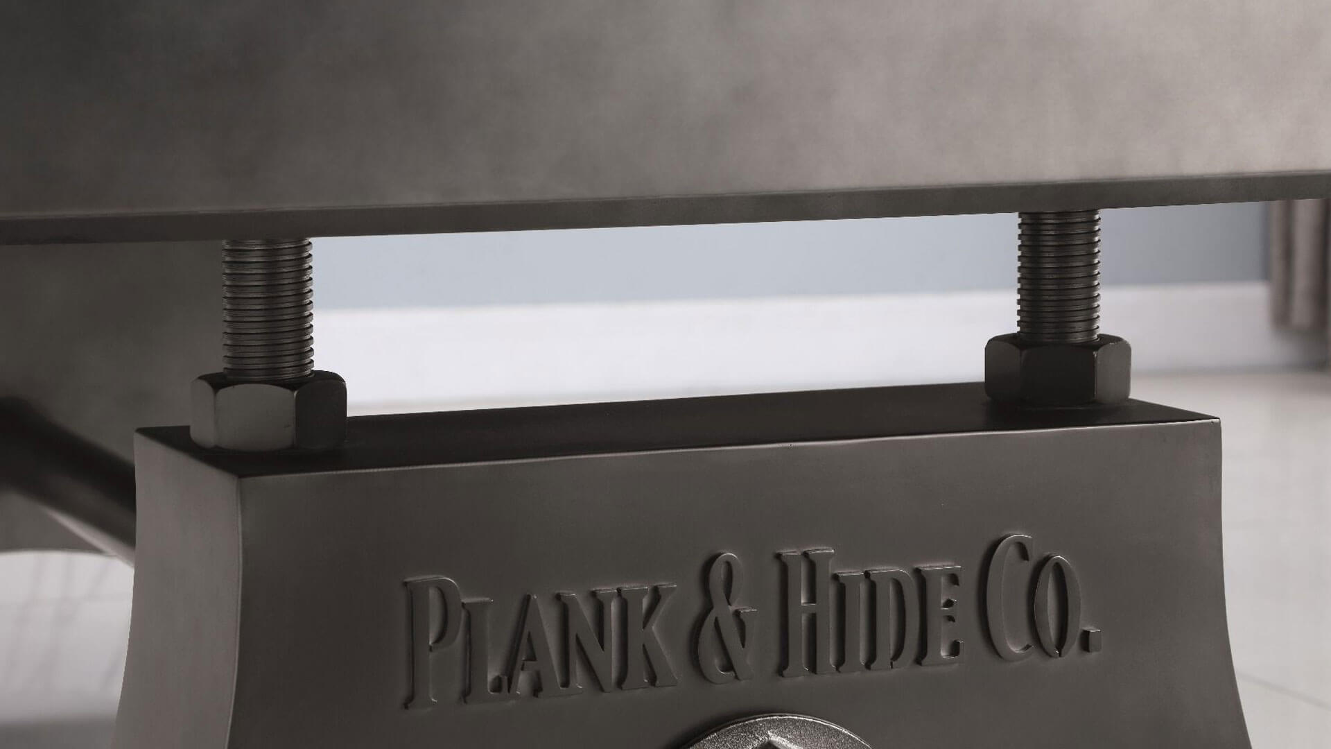 Plank-Hide-Jaxx-Pool-Table-Table-Detail-Grey-Felt-For-Sale