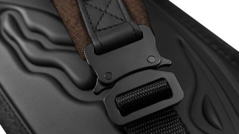 3x5-Predator-Metro-Hard-Cue-Case-Brown-Strap-Detail