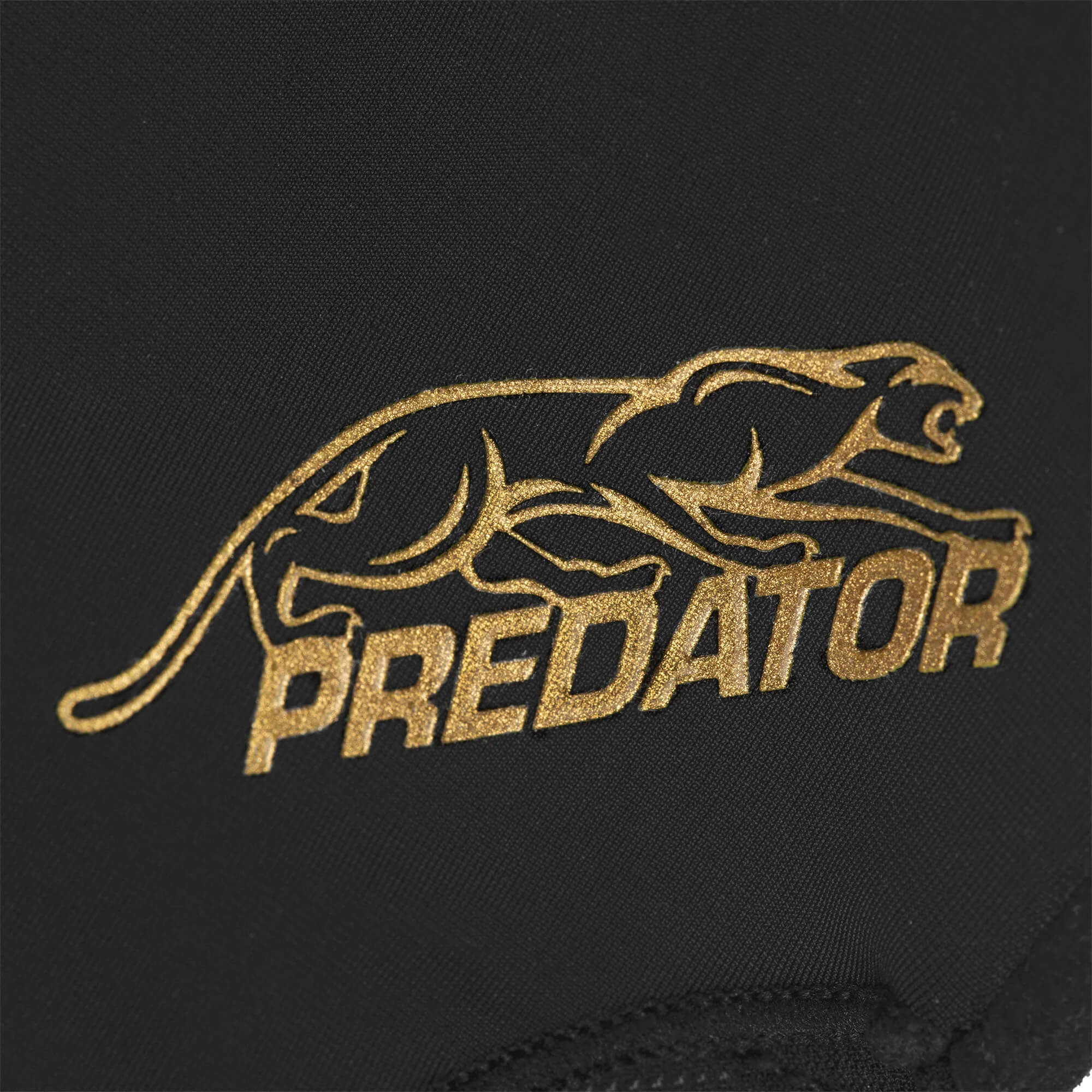 predator-glove-30th-anniversary-logo