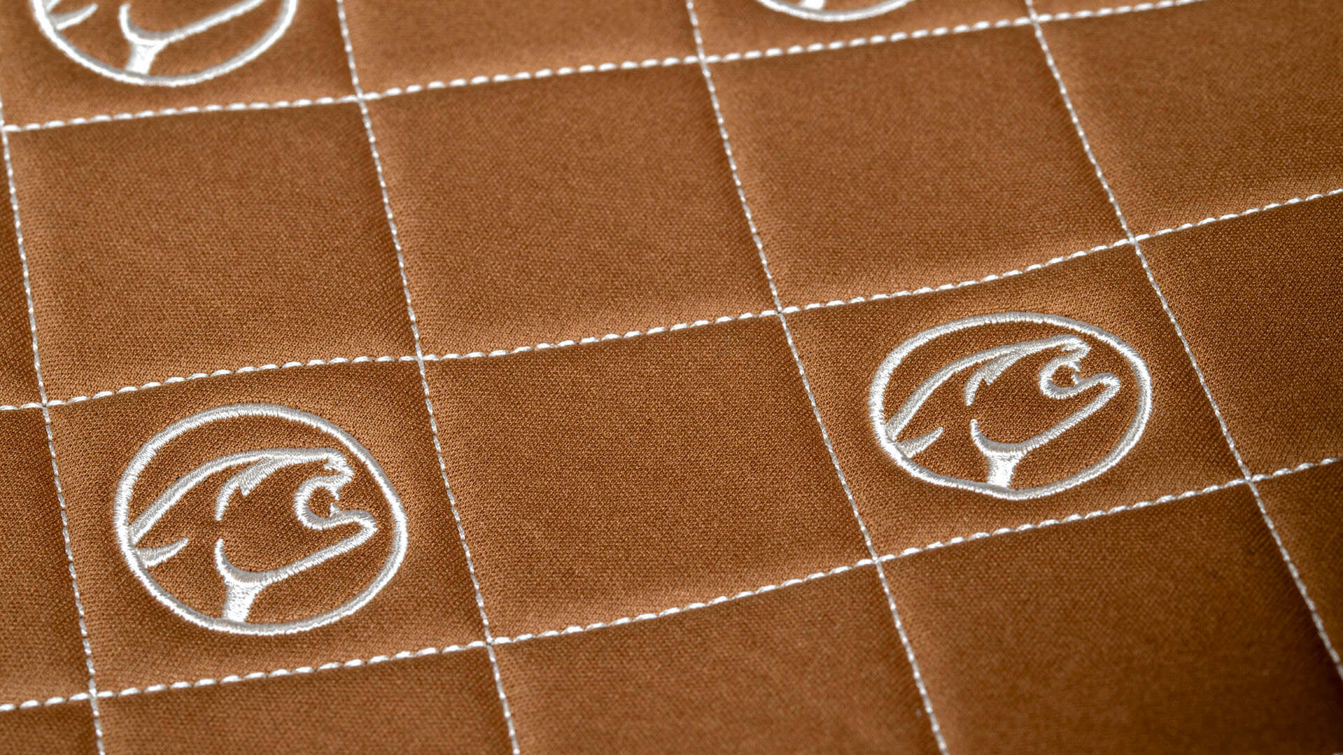 predator-legacy-leather-case-2x4-light-brown-material