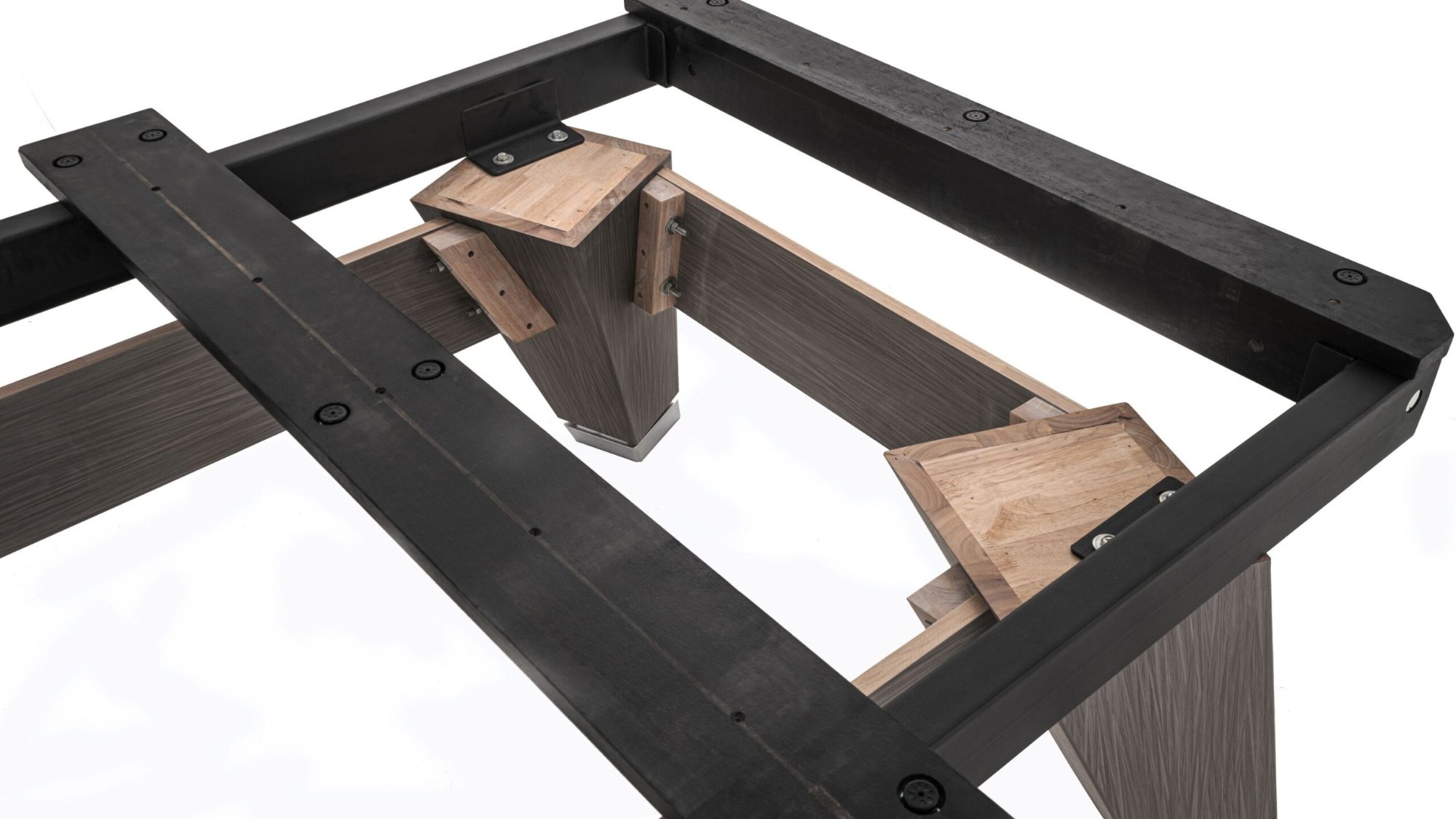 Rasson Acurra steel and wood beam construction